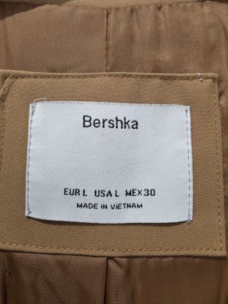 Americana beige Bershka Talla L