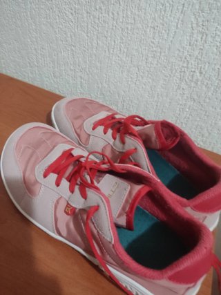 Zapatillas Etika Barefoot Rosas y Rojas
