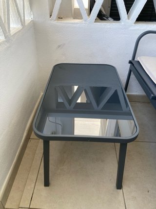 Banco y mesa terraza cristal metal