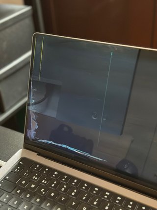 MacBook Pro / M1 Pro / 512GB / 16GB RAM (A2442)