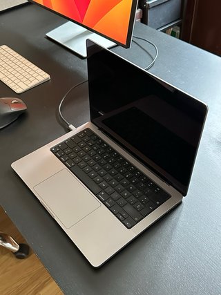 MacBook Pro / M1 Pro / 512GB / 16GB RAM (A2442)