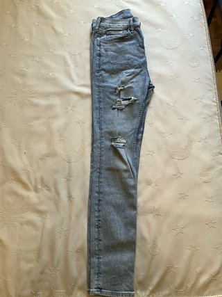 Vaqueros H&M Desgastados Talla 30