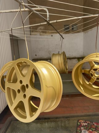 Llantas Toora 15x7 4x100 Doradas