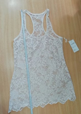 Camiseta nadadora encaje beige talla M