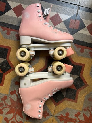 Patines artísticos rosas talla 39