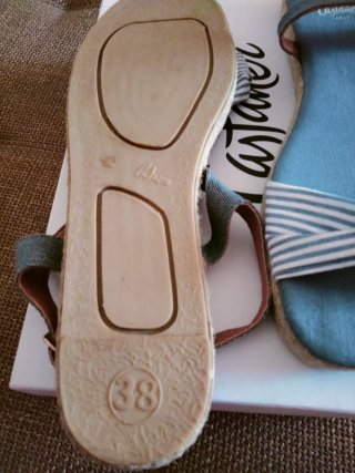 Sandalias Castañer Azul y Blanco