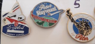 Lote de pins marcas internacionales I