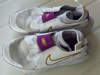 Zapatillas Nike niña talla 34