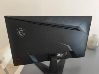 PS5 Slim 1TB con Mando y Monitor Gamer 200hz