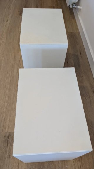 Estanterías Cubo del Ikea modelo EKET en blanco.