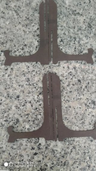 Lote  6 Soportes para Platos/Marcos