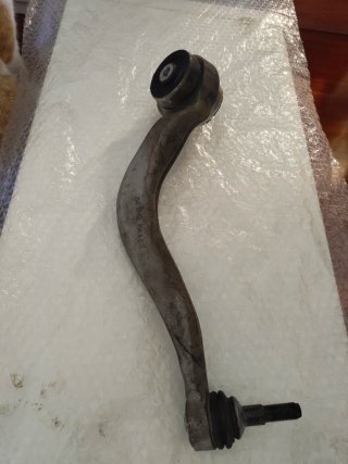 Brazo tirante con hidráulico derecho BMW f22