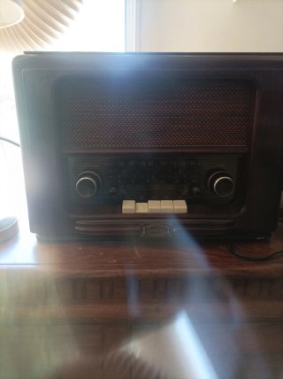 Radio CD Clásica Daklin Marrón
