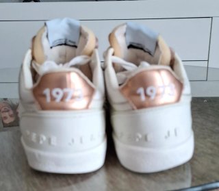 Zapatillas Pepe Jeans Blancas y Doradas