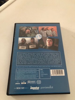 2 DVDs: Aquí Huele a Muerto y El Robo de la Jojoya