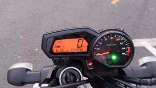 Yamaha FZ6N 600cc Naked Blanca y Roja