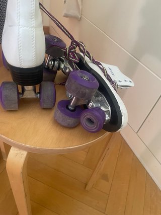 Patines cuatro ruedas.