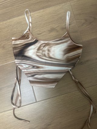 Top estampado mármol