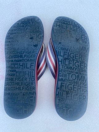 Chanclas Tommy Hilfiger granates talla 38