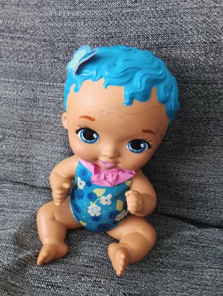 Muñeca Bebé Llorón con disfraz mariquita