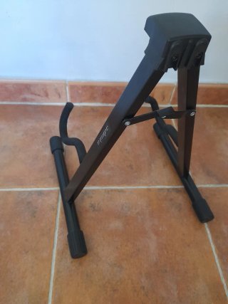 Pie de guitarra Admira