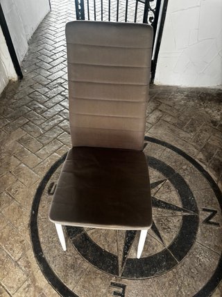 2 Sillas de comedor tapizada