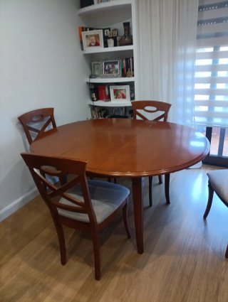 Mesa de comedor de madera de 105 ampliable a 135