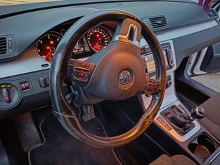 Volkswagen Passat 2010