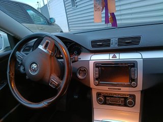 Volkswagen Passat 2010