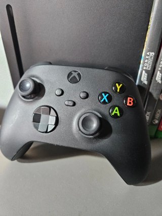 Xbox Series X + 7 Giochi