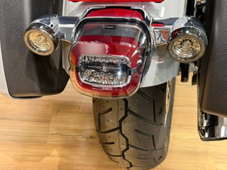 Harley-Davidson Low Rider ST 117 Gris