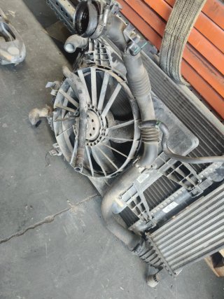 Radiador y Electroventilador Renault Kangoo II 1.5