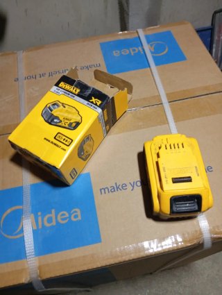 Batería Dewalt 18V XR 5.0Ah Li-Ion ROTA