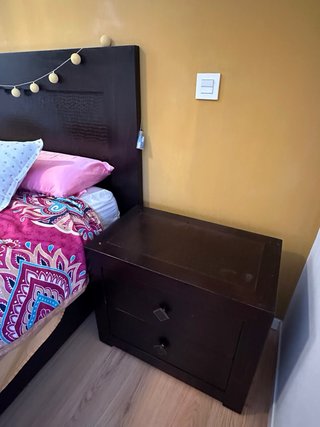 Habitación Cabecero y Mesitas   Marca: BANAK