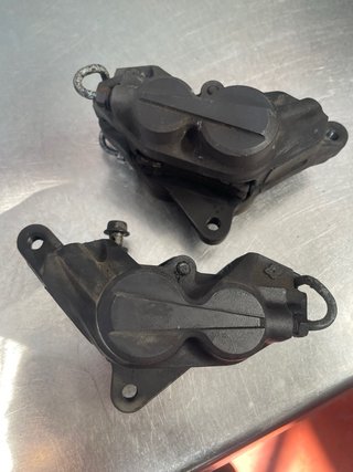 Pinzas Freno Delanteras YZF 600 Thundercat 2000