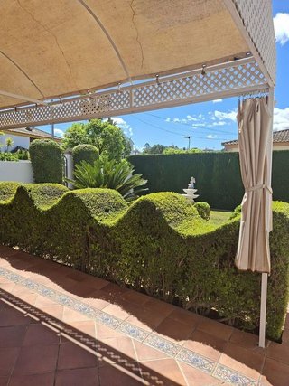 Chalet en venta en Montequinto en Dos Hermanas