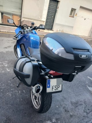 BMW F800ST Azul