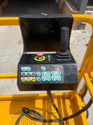 Plataforma Elevadora Haulotte Compact 12 DX