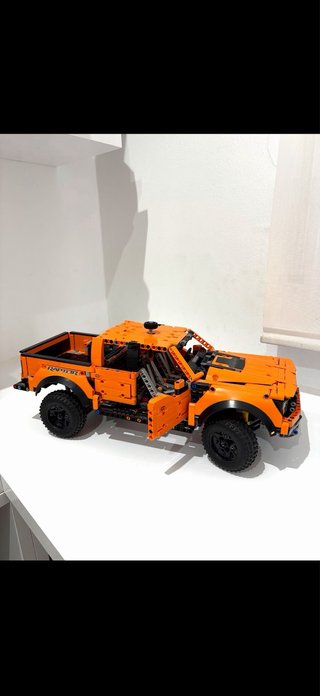 Lego Ford Raptor Naranja