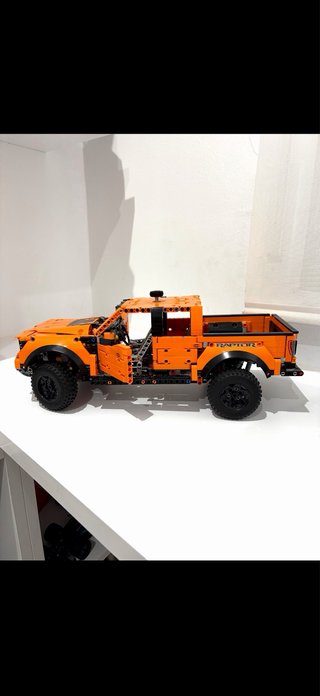 Lego Ford Raptor Naranja