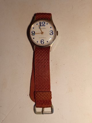 Reloj mecánico antiguo Armatine