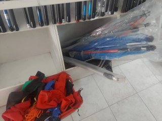 LIQUIDACIÓN: Cañas de pescar, carretes, salabres