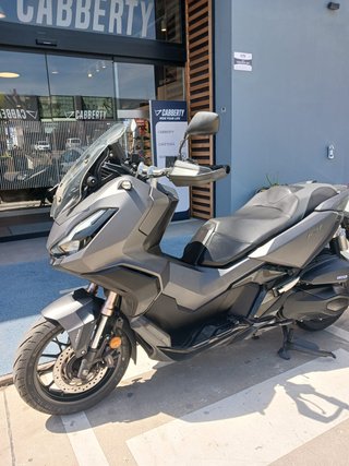 Honda ADV 350 Gris