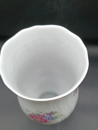 Jarrón florero porcelana húngara Hollohaza