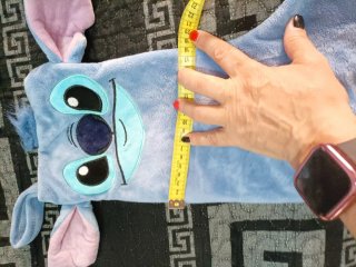 Lote Stitch: Cojín redondo y bota colgante