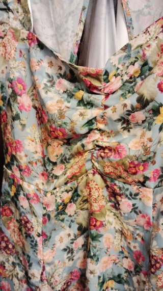 Vestido Zara floral azul y multicolor