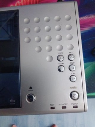 Reproductor DVD/MP3/CD LG Plata