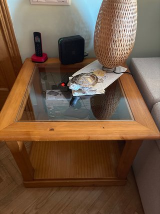 Mueble de madera pino y mesa de mármol