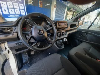Renault Trafic 2023