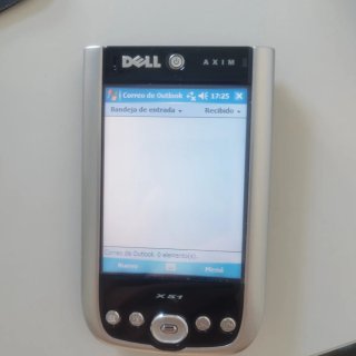 PDA Dell AXIM X51 en color negro y plateado. Inclu